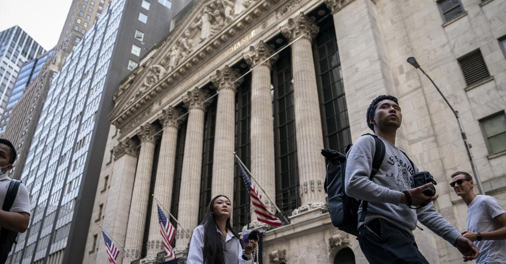 Borse Wall Street affonda Nasdaq 4 29 Milano in profondo rosso. Spread sopra 200 punti Il Sole 24 ORE